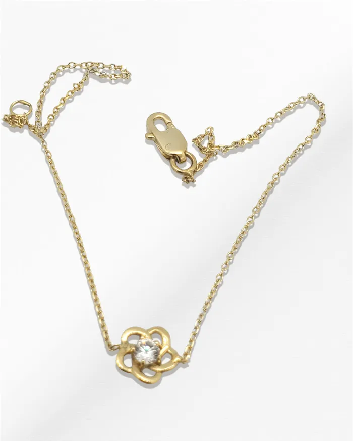 JCM DESIGN JEWELRY Bracelets 14K 010ct tw Flower Bracelet with Diamond