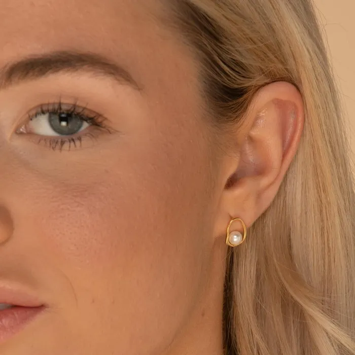 Earrings Camile Stone Floating Pearl Circular Stud Earrings Earrings Camile Stone Floating Pearl Circular Stud Earrings