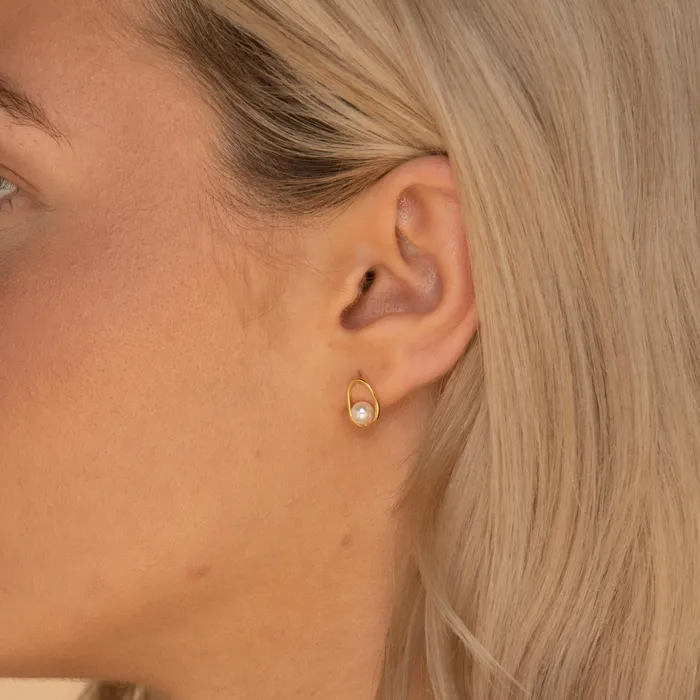 Earrings Camile Stone Floating Pearl Circular Stud Earrings Earrings Camile Stone Floating Pearl Circular Stud Earrings