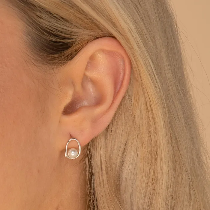 Earrings Camile Stone Floating Pearl Circular Stud Earrings Earrings Camile Stone Floating Pearl Circular Stud Earrings