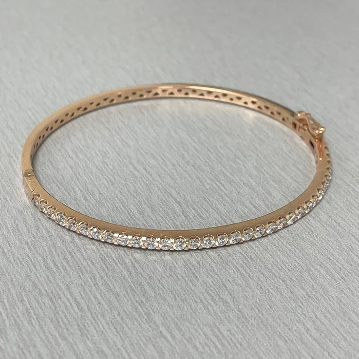 Beauvince Earrings Forever Diamond Bangle 160 ct Diamonds in Rose Gold